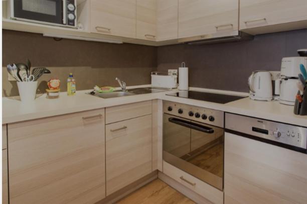 H&H Apartments Im Herzen Der Stadt Teilweise Mit Balkon Ruhig Zentral Modern Mit Kueche Грайфсвальд Экстерьер фото