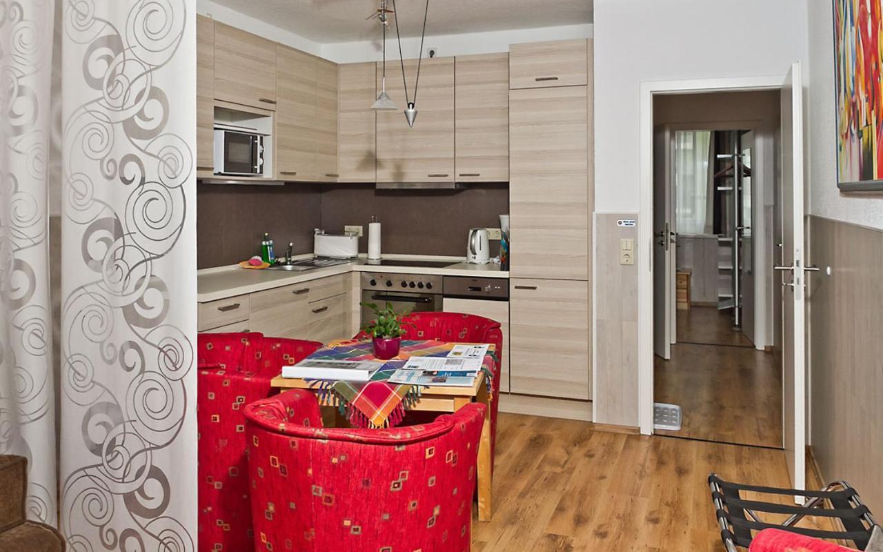 H&H Apartments Im Herzen Der Stadt Teilweise Mit Balkon Ruhig Zentral Modern Mit Kueche Грайфсвальд Экстерьер фото